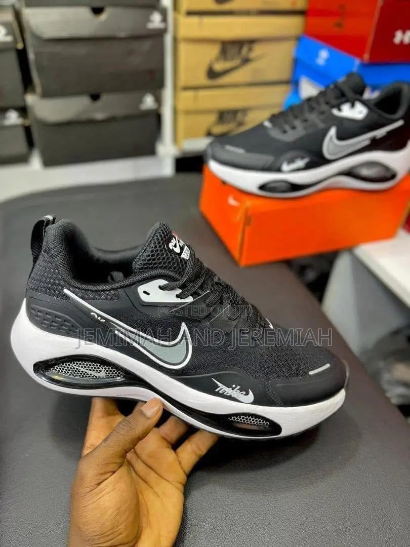 Nike Breathable Sneaker Kings