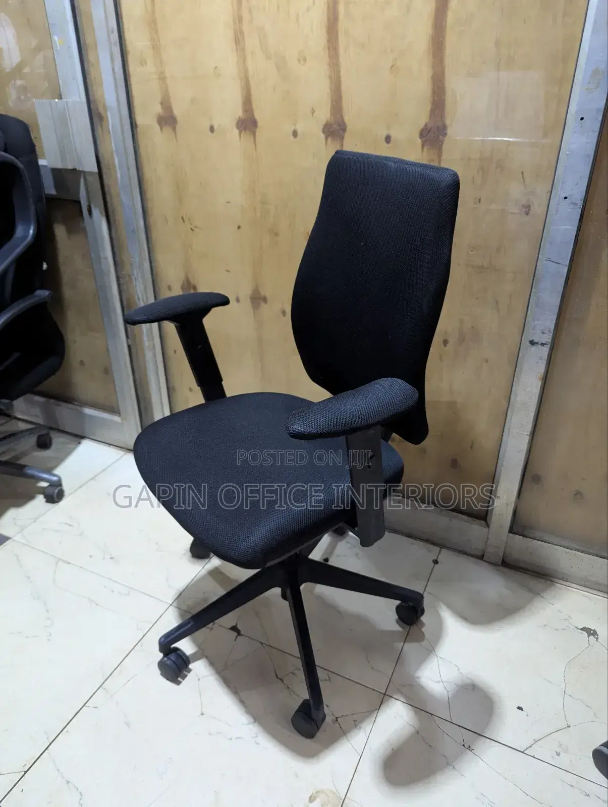 Nice Looking Refurbished Adjustable Chair