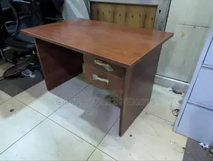 Office Desk// Office Table 120cm// 1.2 Metres, Very Durable