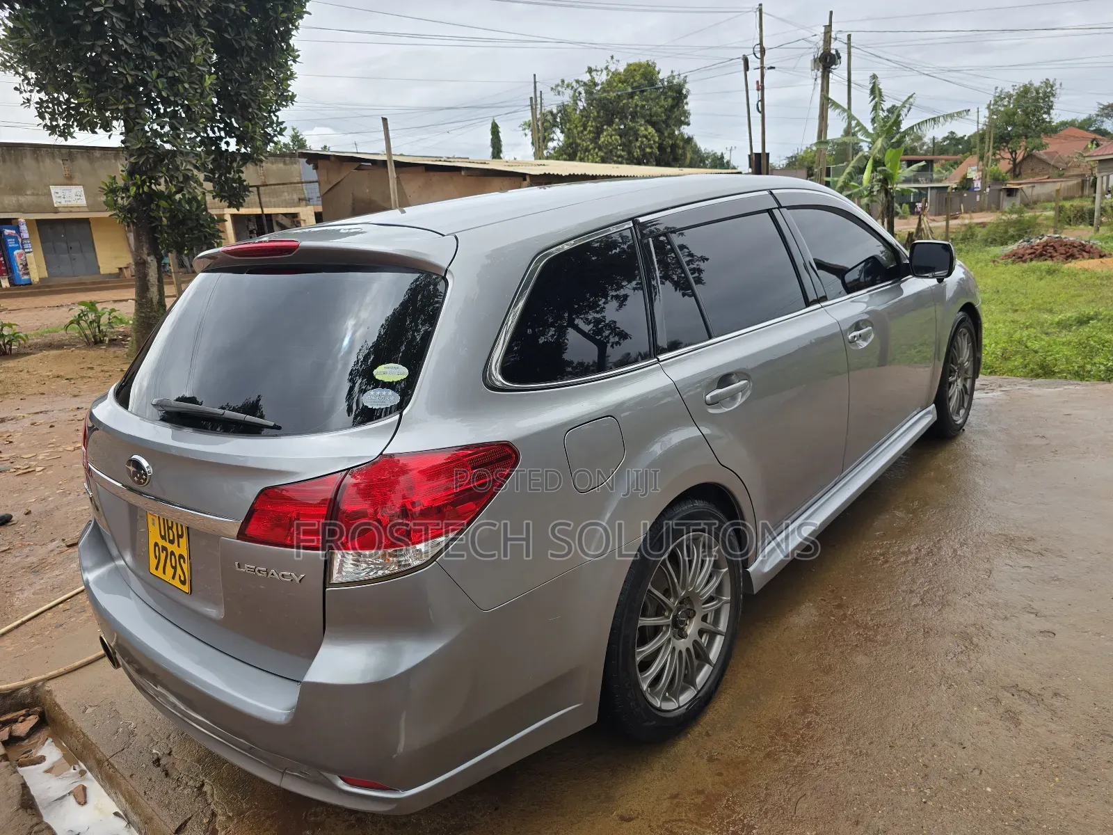 Subaru Legacy 2.0D Estate 2010 Silver
