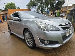 Subaru Legacy 2.0D Estate 2010 Silver