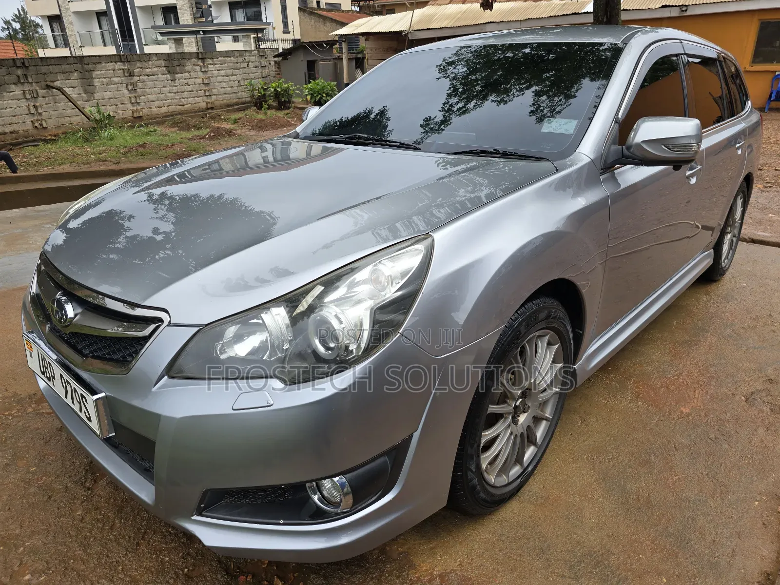 Subaru Legacy 2.0D Estate 2010 Silver