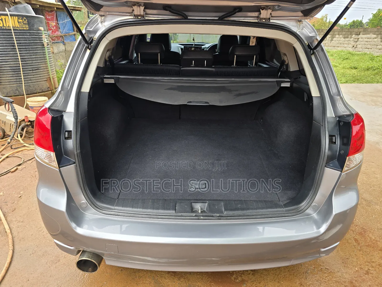 Subaru Legacy 2.0D Estate 2010 Silver