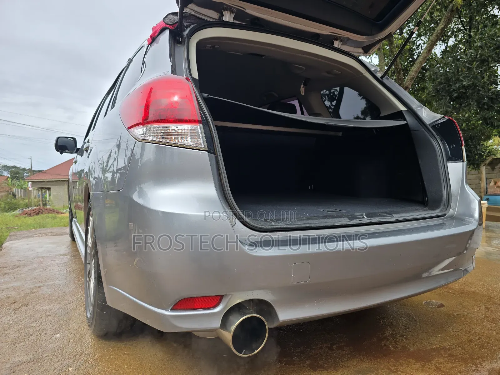 Subaru Legacy 2.0D Estate 2010 Silver
