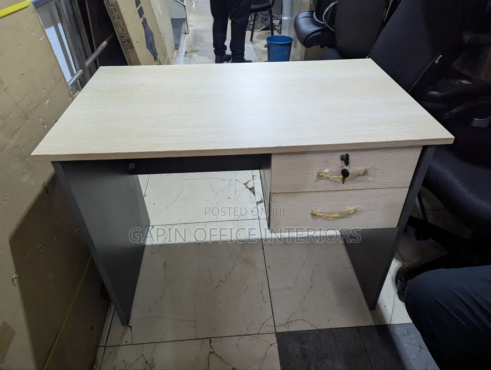 Simple Desk for Both Home Study and Office Used, 1 Metre