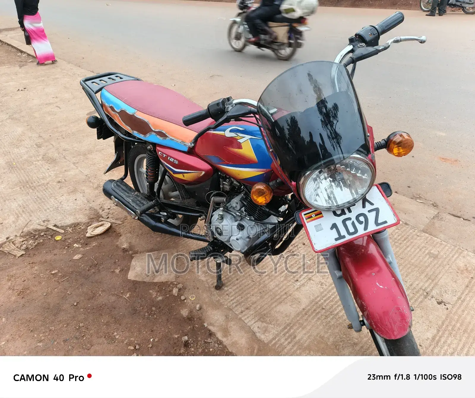 Bajaj Boxer 125 2023 Red