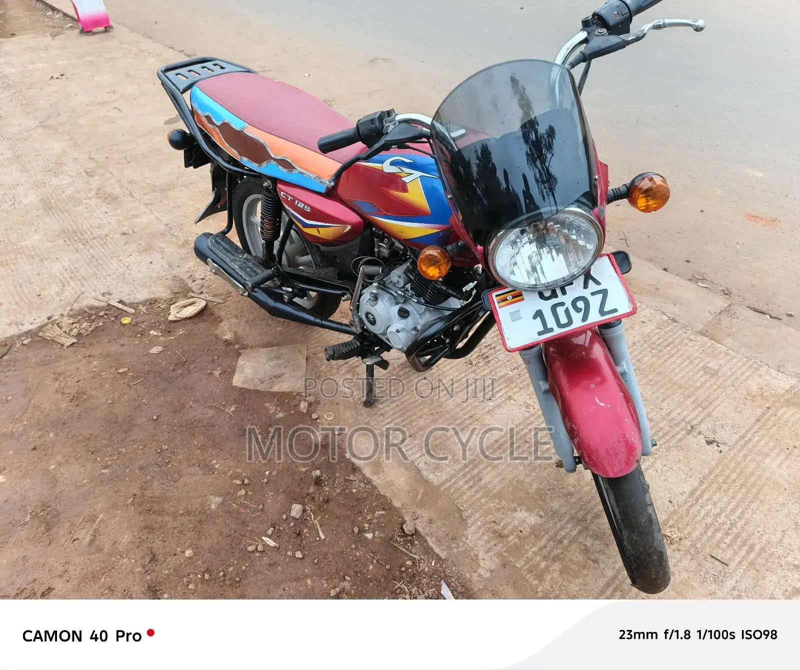 Bajaj Boxer 125 2023 Red