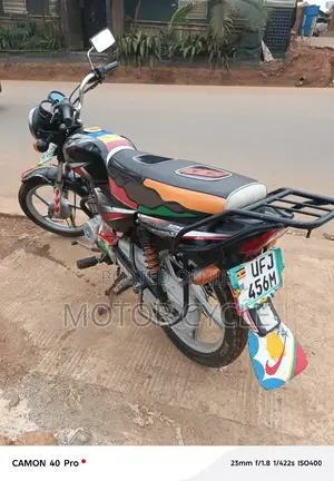 Bajaj Boxer 125 2022 Black
