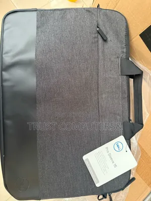 Dell Pro Sleeve 15, a Protective Case for a Laptop