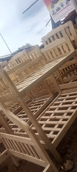 Natural Quality School Decker