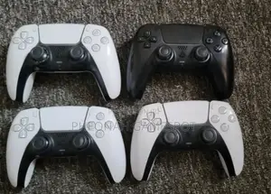Used Ps5 Dualsense. Ps5 Game Pads in an Excellent Condition