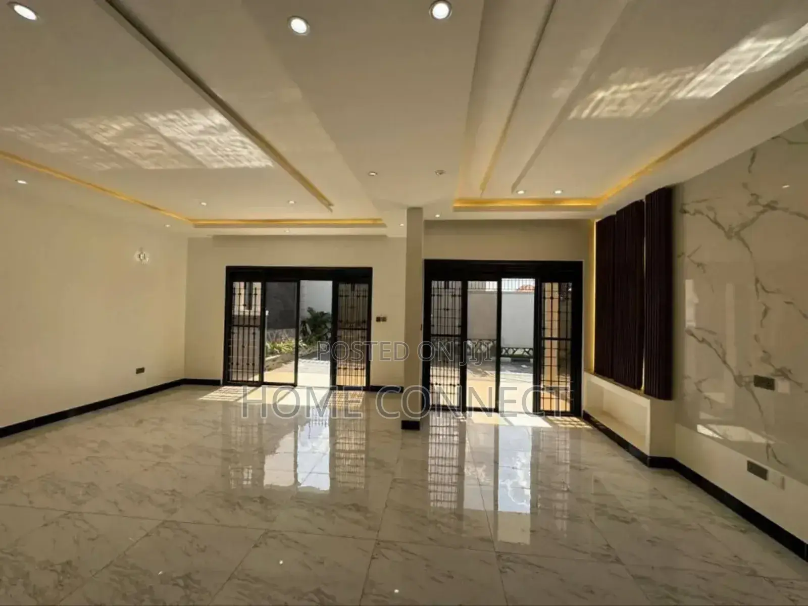 5bdrm Duplex in Rubaga, Central Division for rent