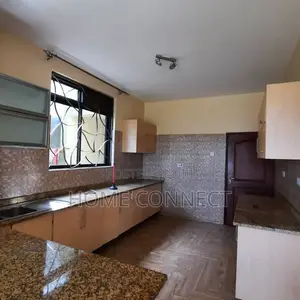 5bdrm Duplex in Mengo Nsibambi Road, Central Division for rent