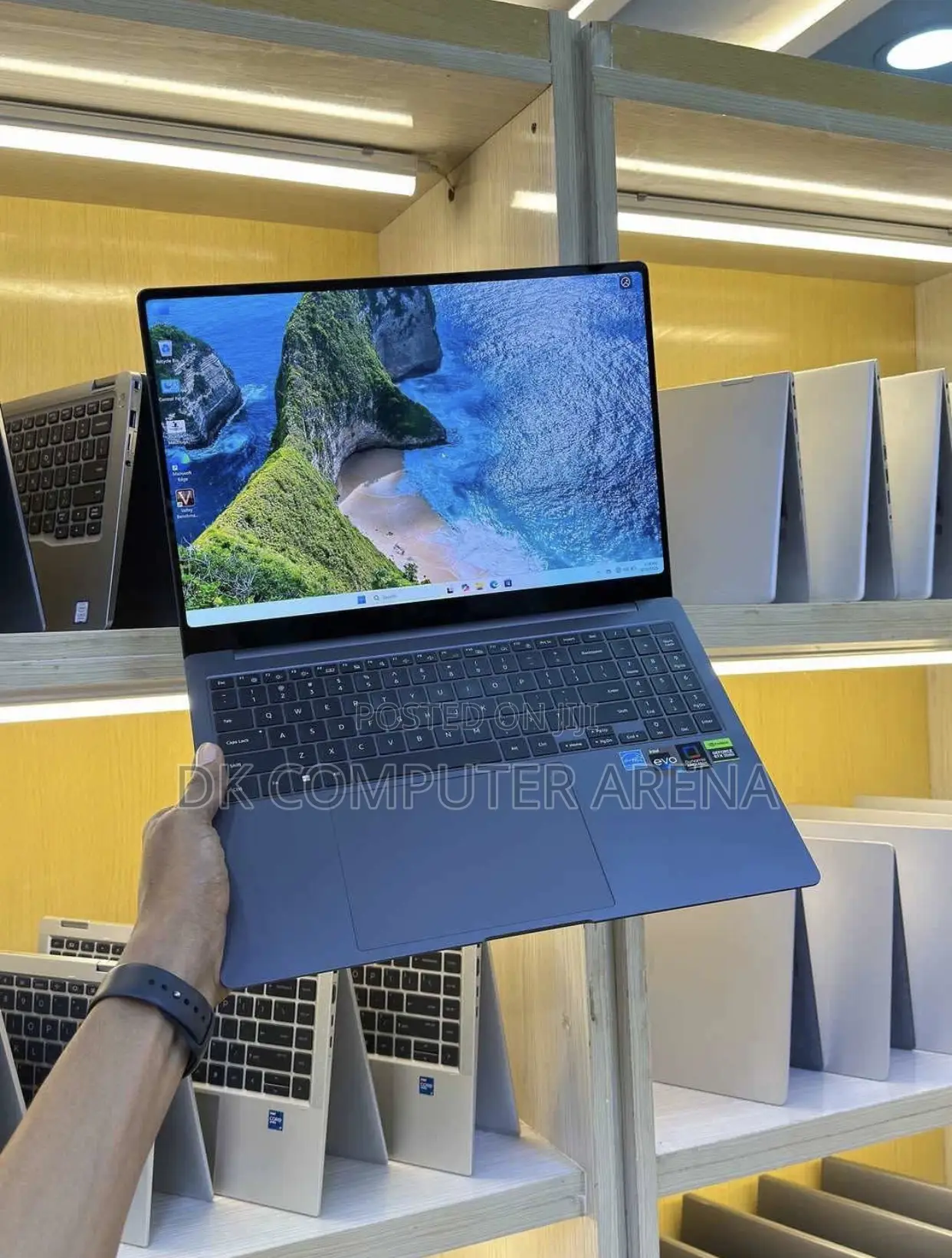 Samsung Galaxy Book3 360 15 NP750QFG 16GB Intel Core I5 SSD 512GB