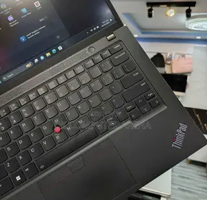 Laptop Lenovo Thinkpad L14 16GB Intel Core I5 SSHD+SSD 256GB