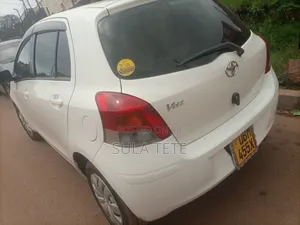 Toyota Vitz 1.0 FWD 3dr 2007 Silver