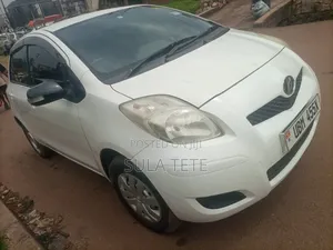 Toyota Vitz 1.0 FWD 3dr 2007 Silver