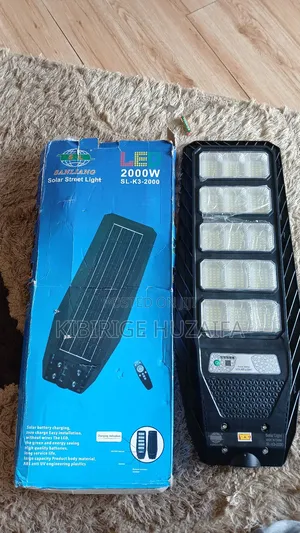 Brand New Sanliang 2000w Solar Street Light Motion Sensor, Zero Bills