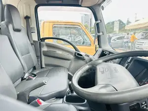 Isuzu Elf Refrigerator 2010 Model