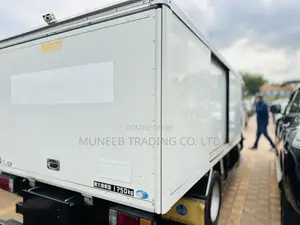Isuzu Elf Refrigerator 2010 Model