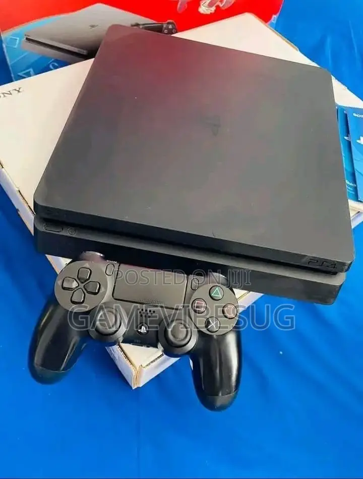 Ps 4 Slim ( Both Chipped and and Non Chipped / Playstation 4 Slim