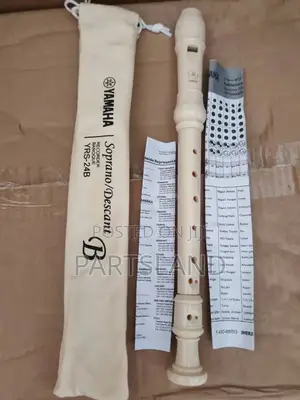 Yamaha Soprano Descant Flute Recorder Key of G B