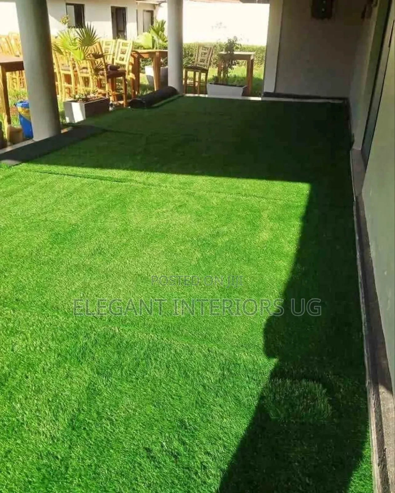 Waterproof Grass Carpets Used on Home Balconies