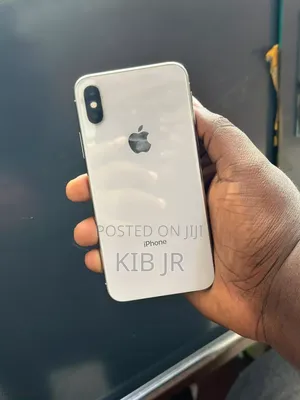 Apple iPhone X 64 GB White