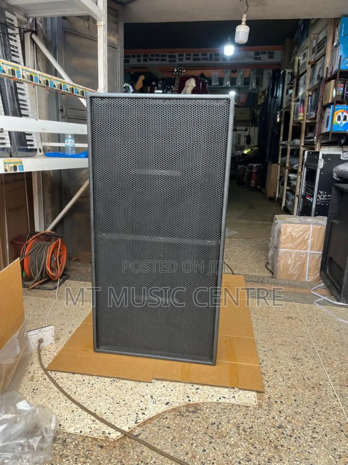Martin Audio Base Beam