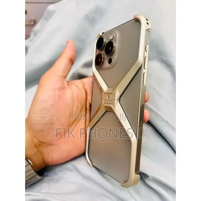X-Shaped Metal Bumper Case