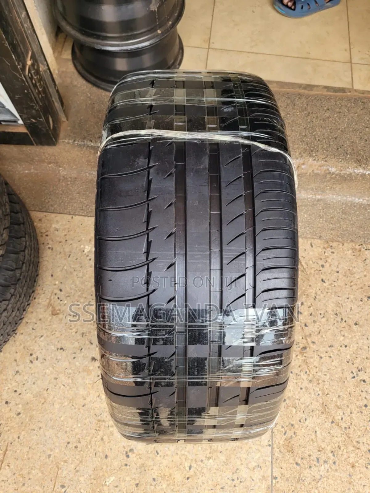 275/45r20 Michellin Foreign Used Very Good Condition