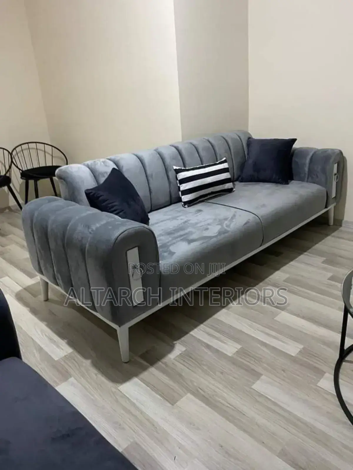 Simple 2 Seater in Gray and White Legs With Soft Seats