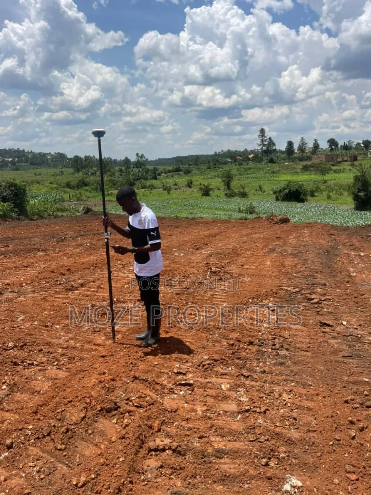 Mattuga Kiryagonja 50x100 Plots for Sale.
