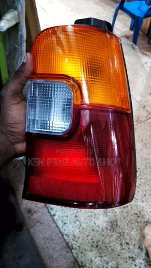 Toyota G Touring Ordinary Taillamps