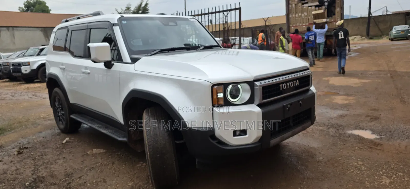 Toyota Land Cruiser Prado 2025 White