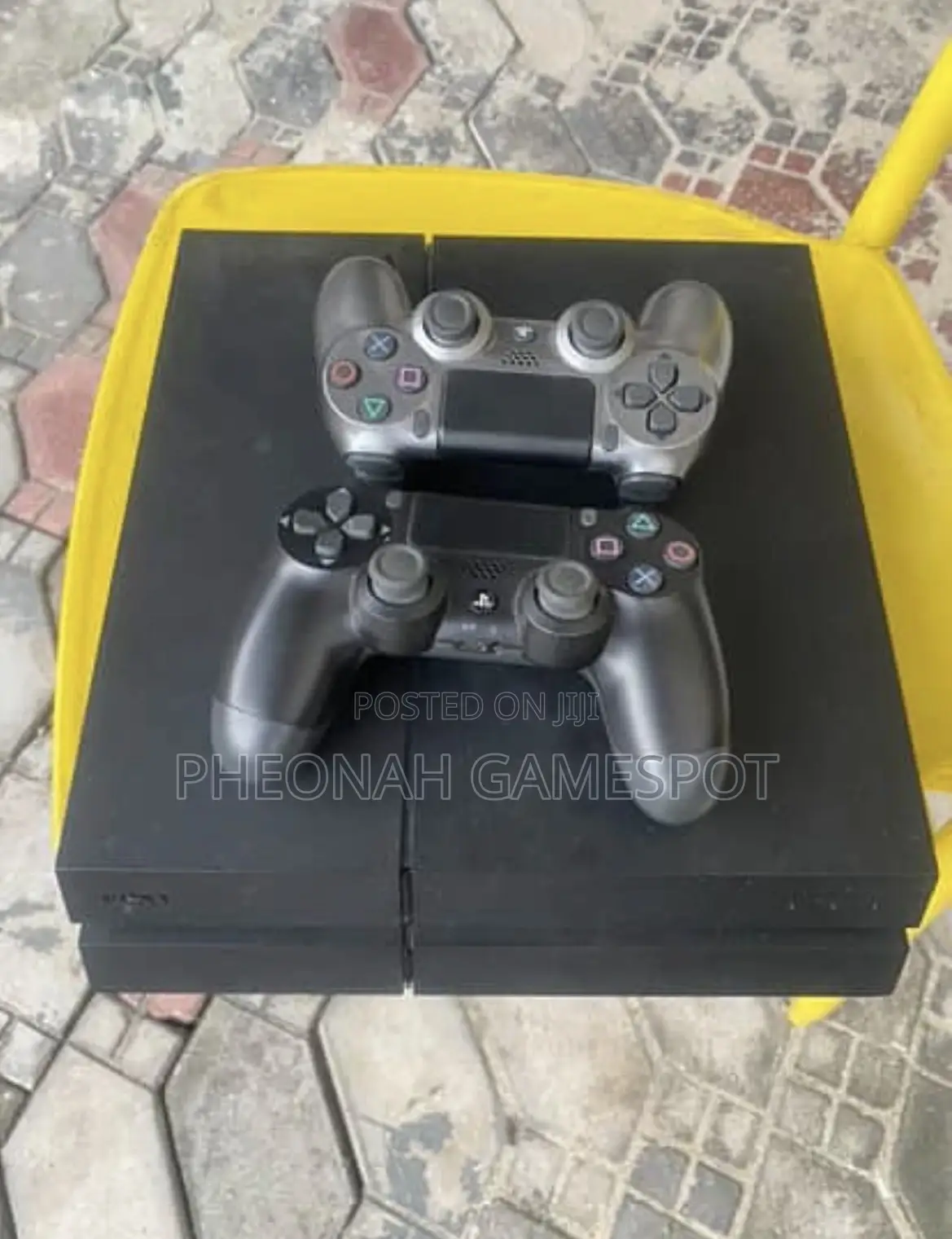 Ps4 Standard Very Good Condition With 2 Controllers and 10 Games