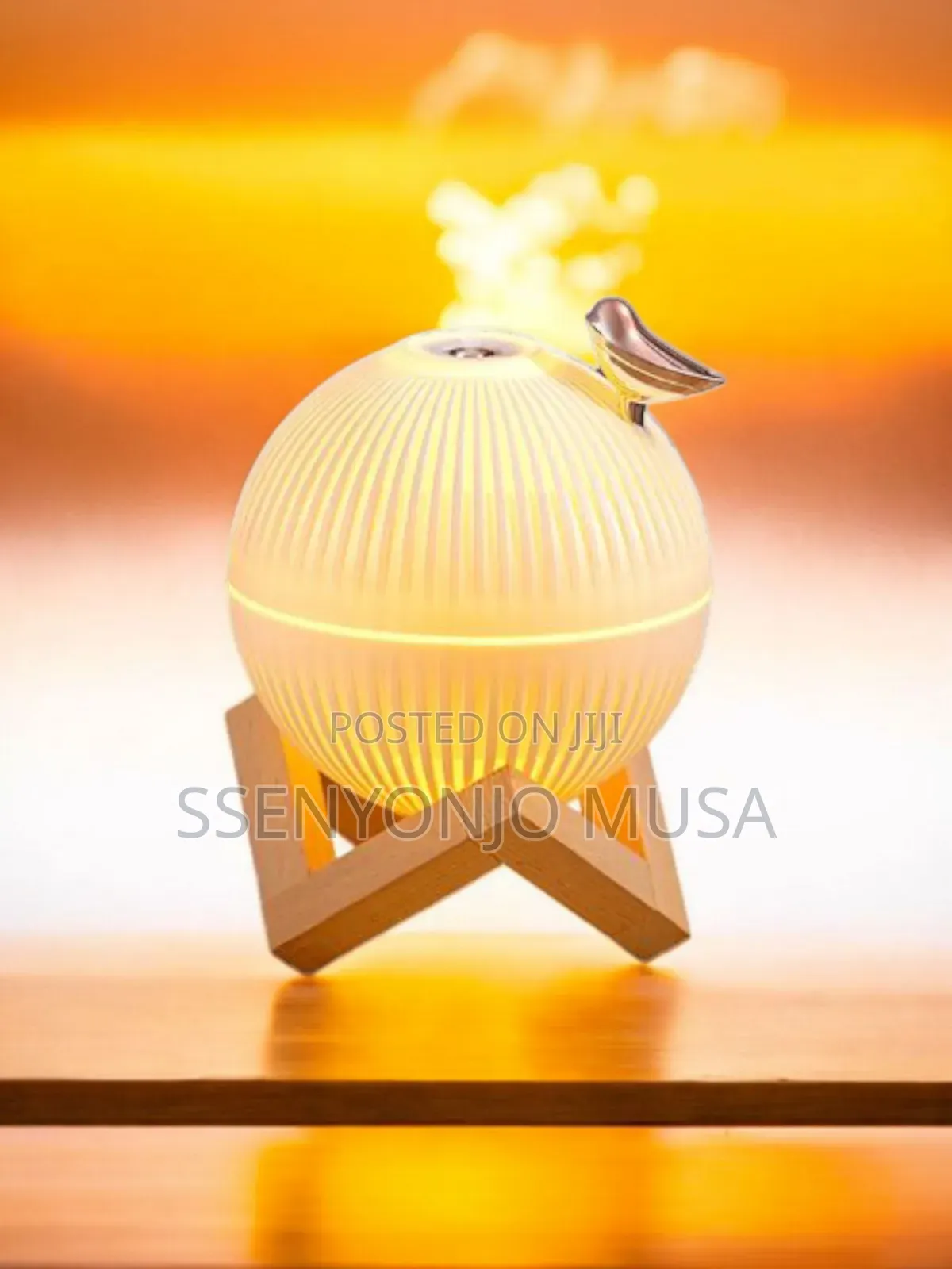 Modern Air Humidifier Diffuser | 330ml, Color Changing Light