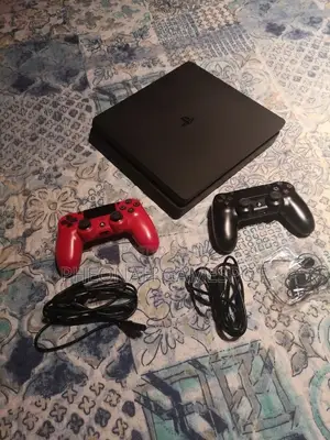 ​Ps4 Slim: 14 Game Library, 2 Dualshock Pads, All Cables, Full Kit