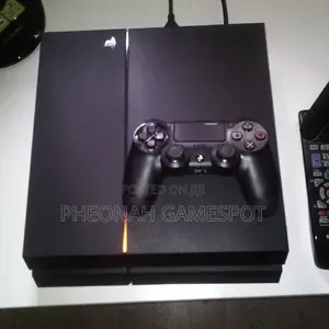 ​Ready to Play! Ps4 Standard Console, 10 Games, 2 Controllers, Cables