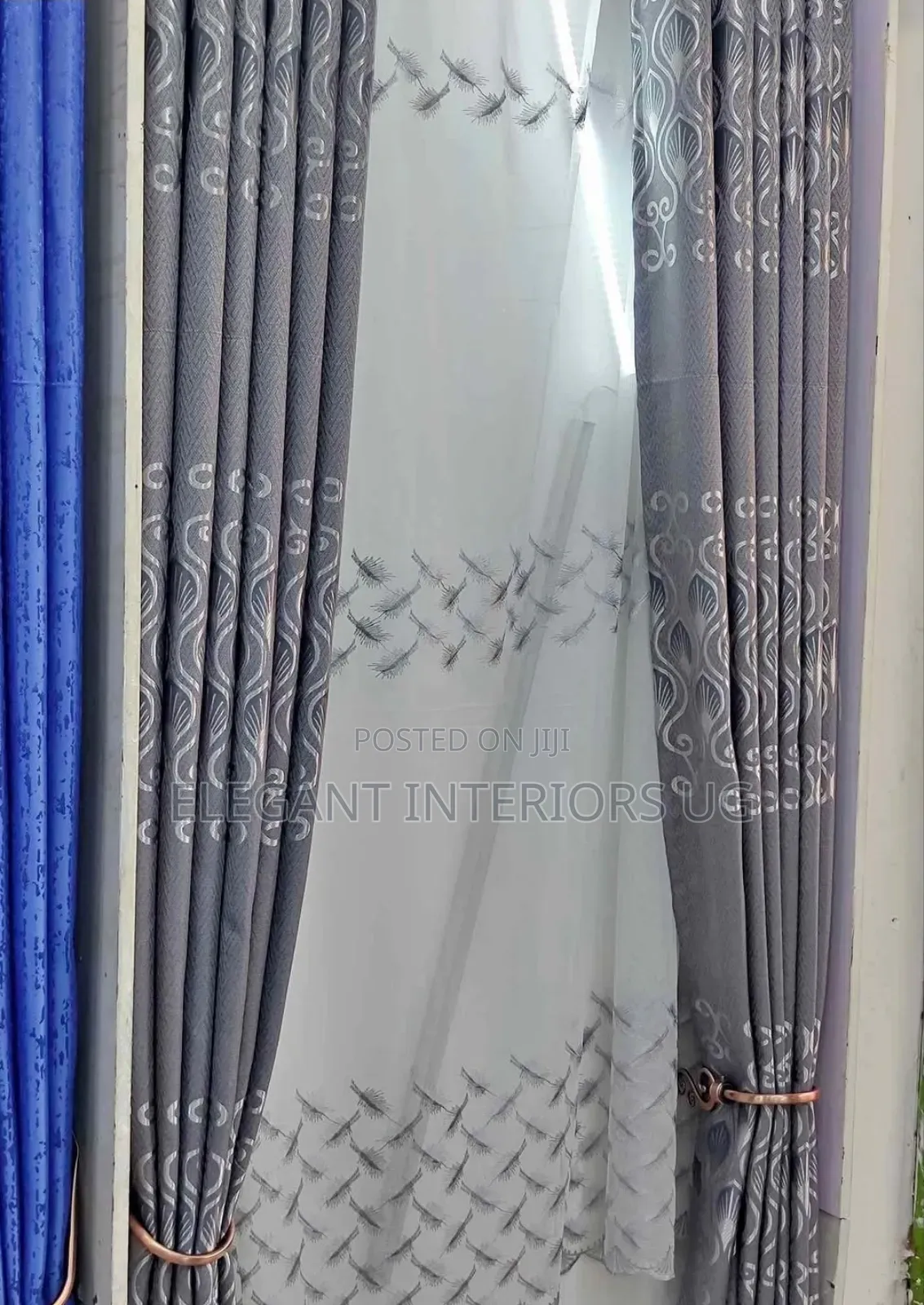 Heavy Curtain Fabrics for Hotels and Homes