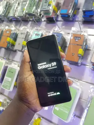 New Samsung Galaxy S9 64 GB Gold