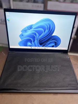 New Laptop Lenovo ThinkPad E14 Gen 4 8GB Intel Core I7 SSD 512GB