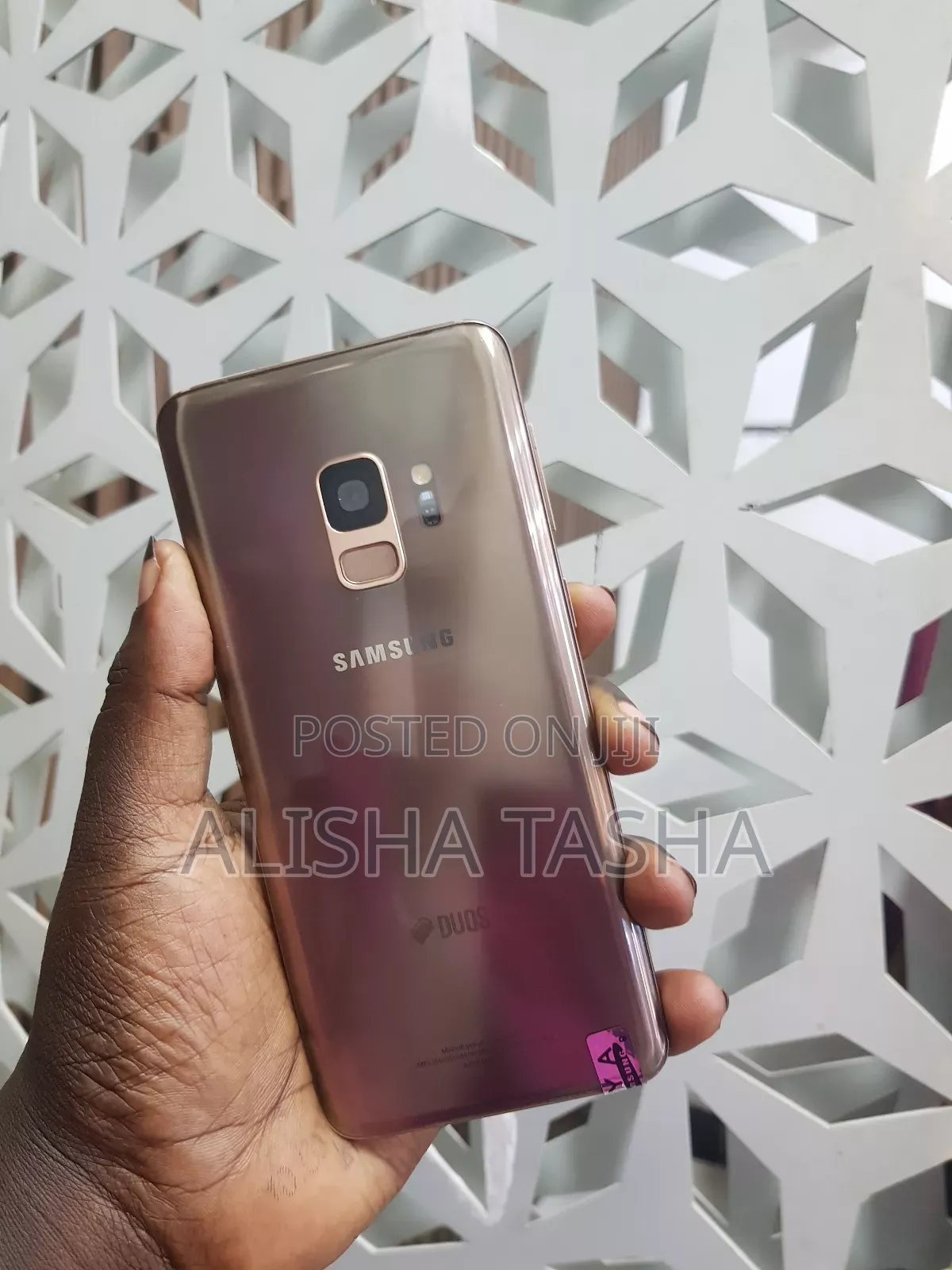 New Samsung Galaxy S9 64 GB Gold