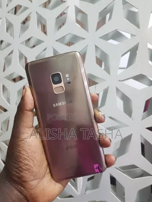 New Samsung Galaxy S9 64 GB Gold