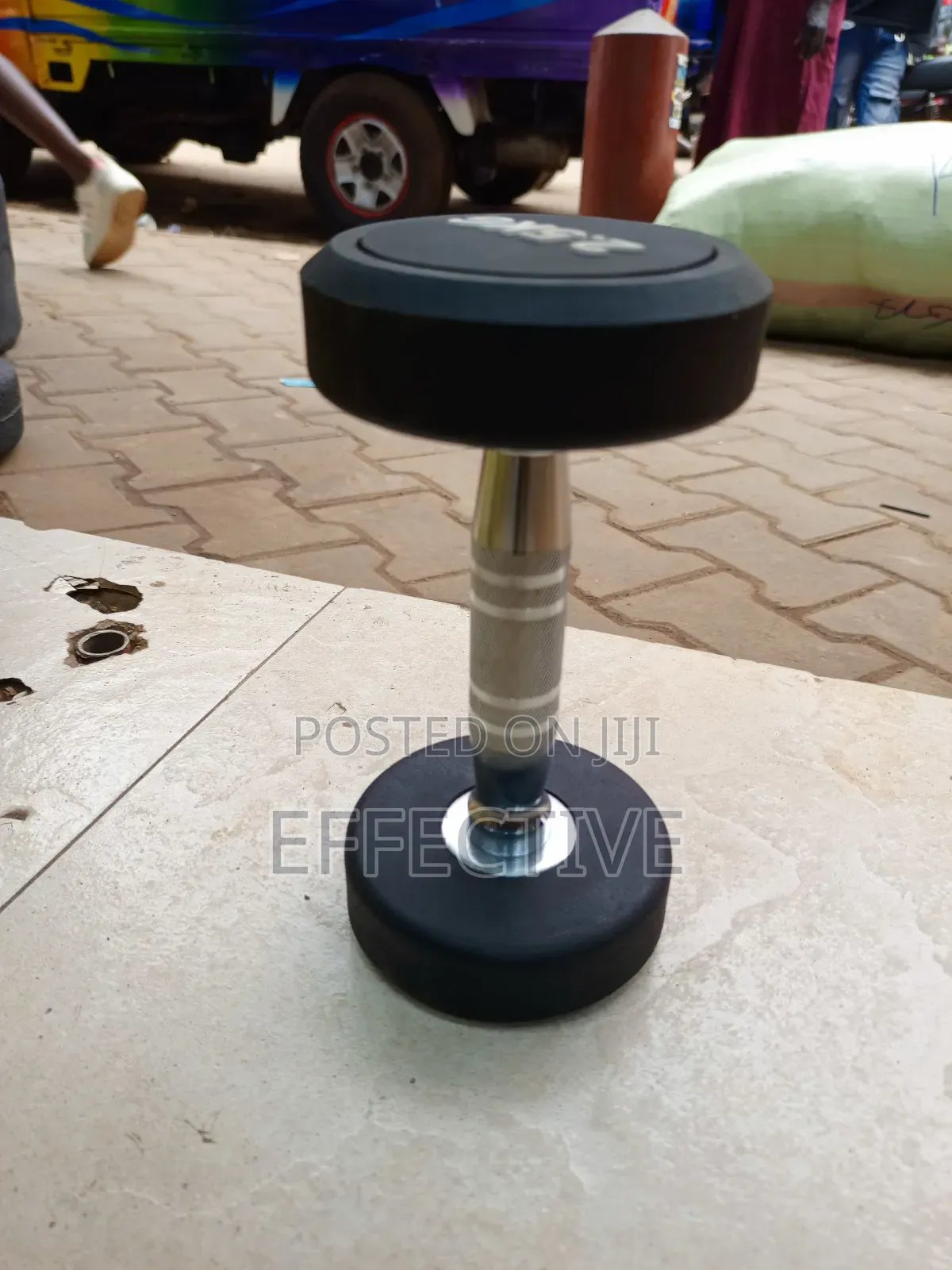 2.5 Kg Round Dumbbell.