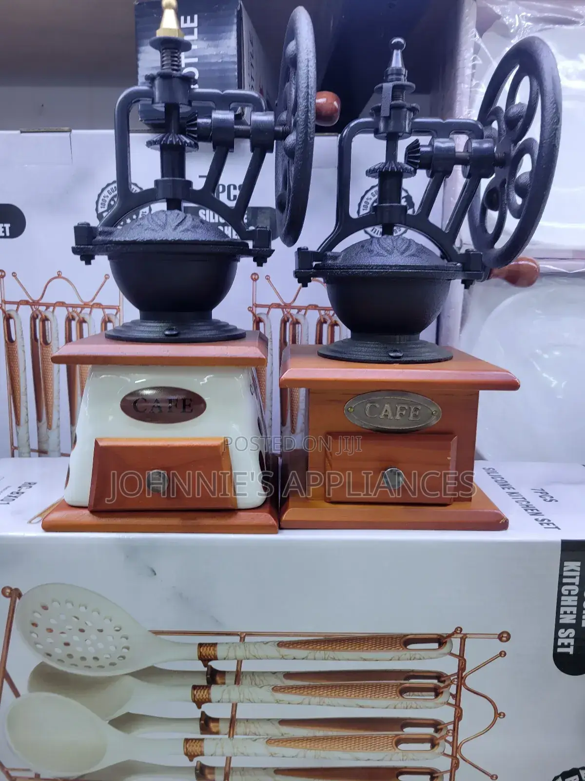 Vintage Manual Coffee Grinder With Drawer