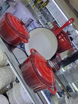 Cast Iron Enamelled Cookware Set – Red