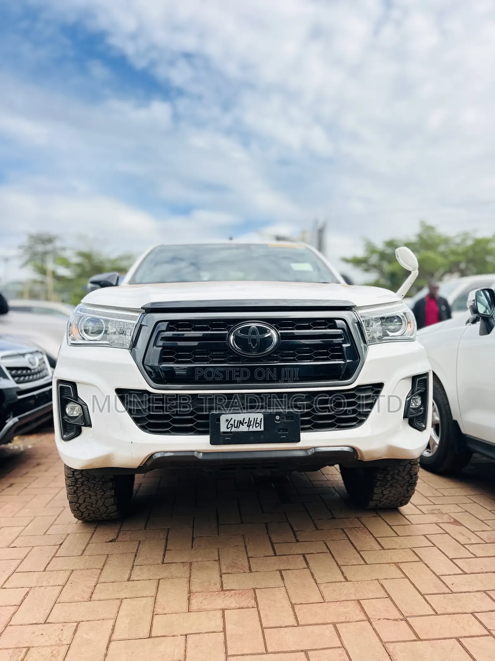 Toyota Hilux Revo Double Cab Deisel 2.8 AWD 2019 White