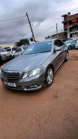 Mercedes-Benz E300 2013 Silver