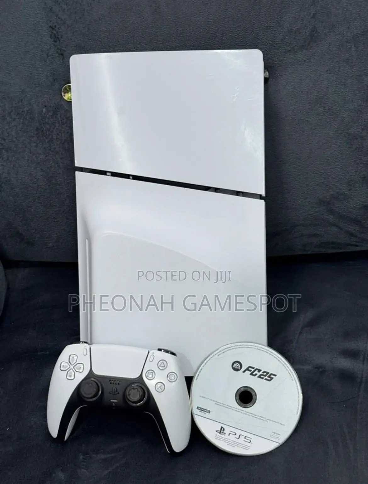 Nice Model Ps5 Slim Games Inside and 2 Original Pads
